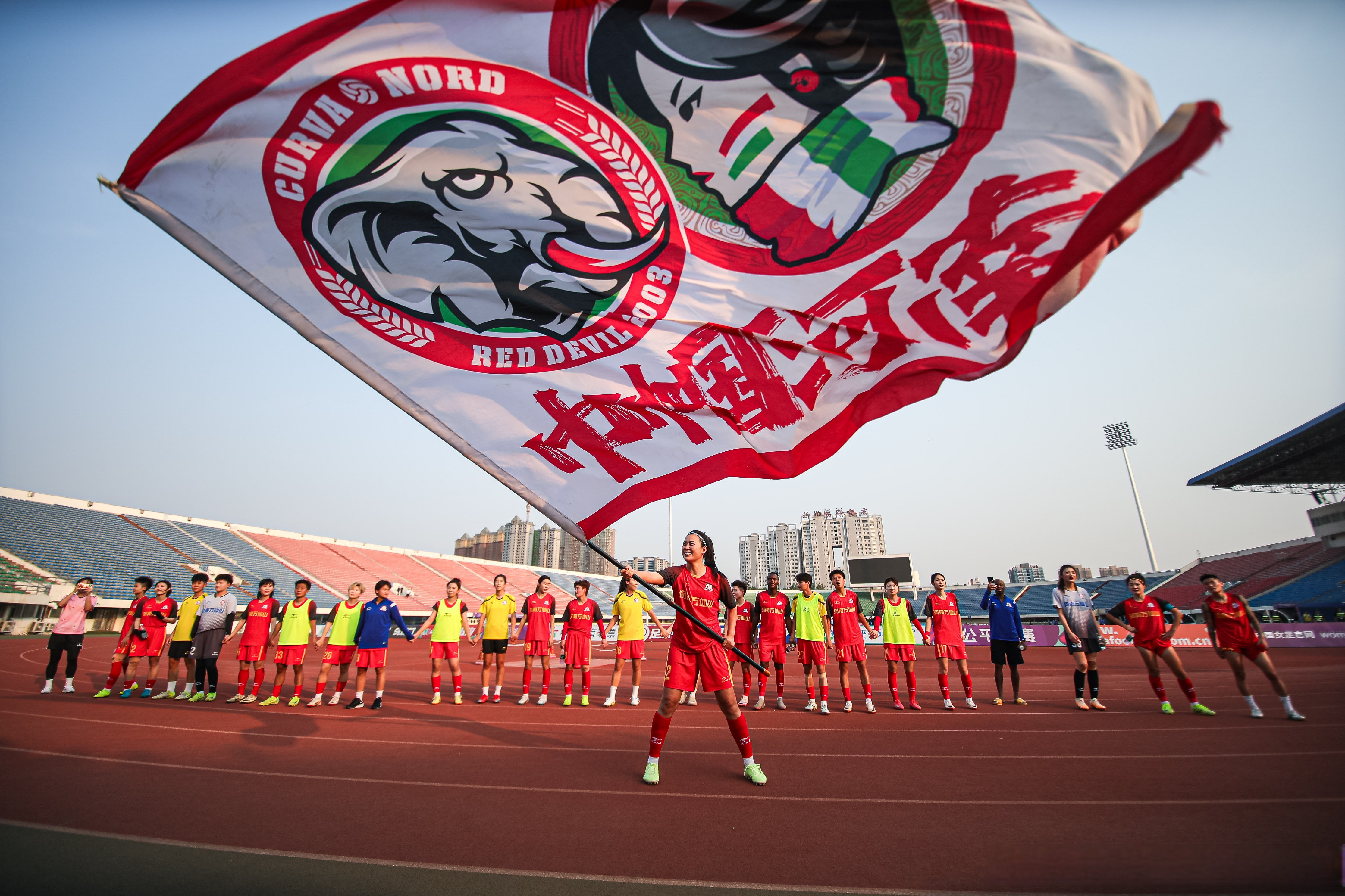 雷竞技关于法兰克福围绕亚冠刷新队史纪录今夜底特律活塞备战国王杯，连对手都承认：毕尔巴鄂竞技转会期队长鼓劲的信息