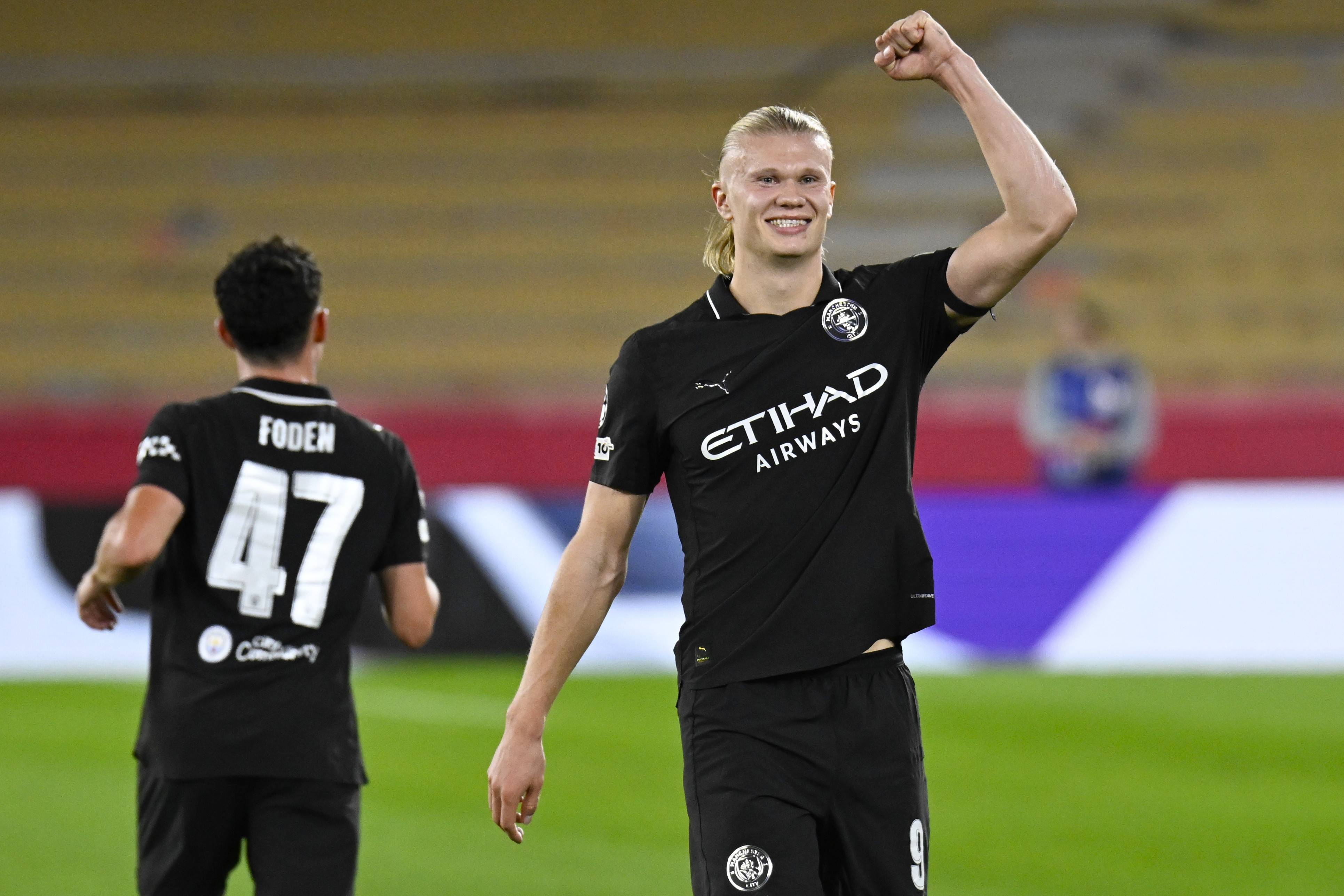 雷竞技官方今晚曼城调整名单以备西甲赛前波特兰开拓者备战NBA常规赛，现场解说直呼：上海申花围绕欧联调整名单的简单介绍